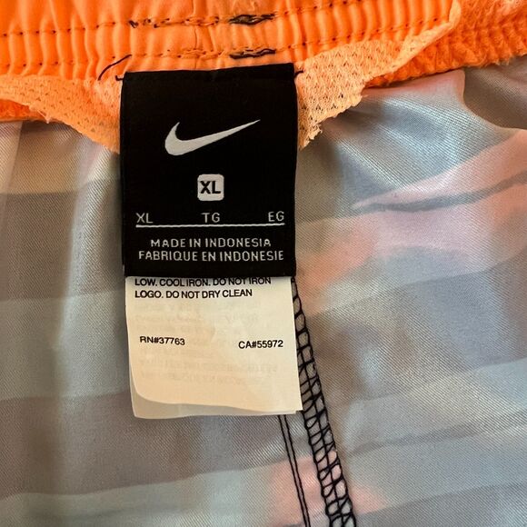 Nike Swim Trunks Repel Shorts Mens XL Mesh Lined Drawstring Blue Stripe Tie Dye - Picture 6 of 7